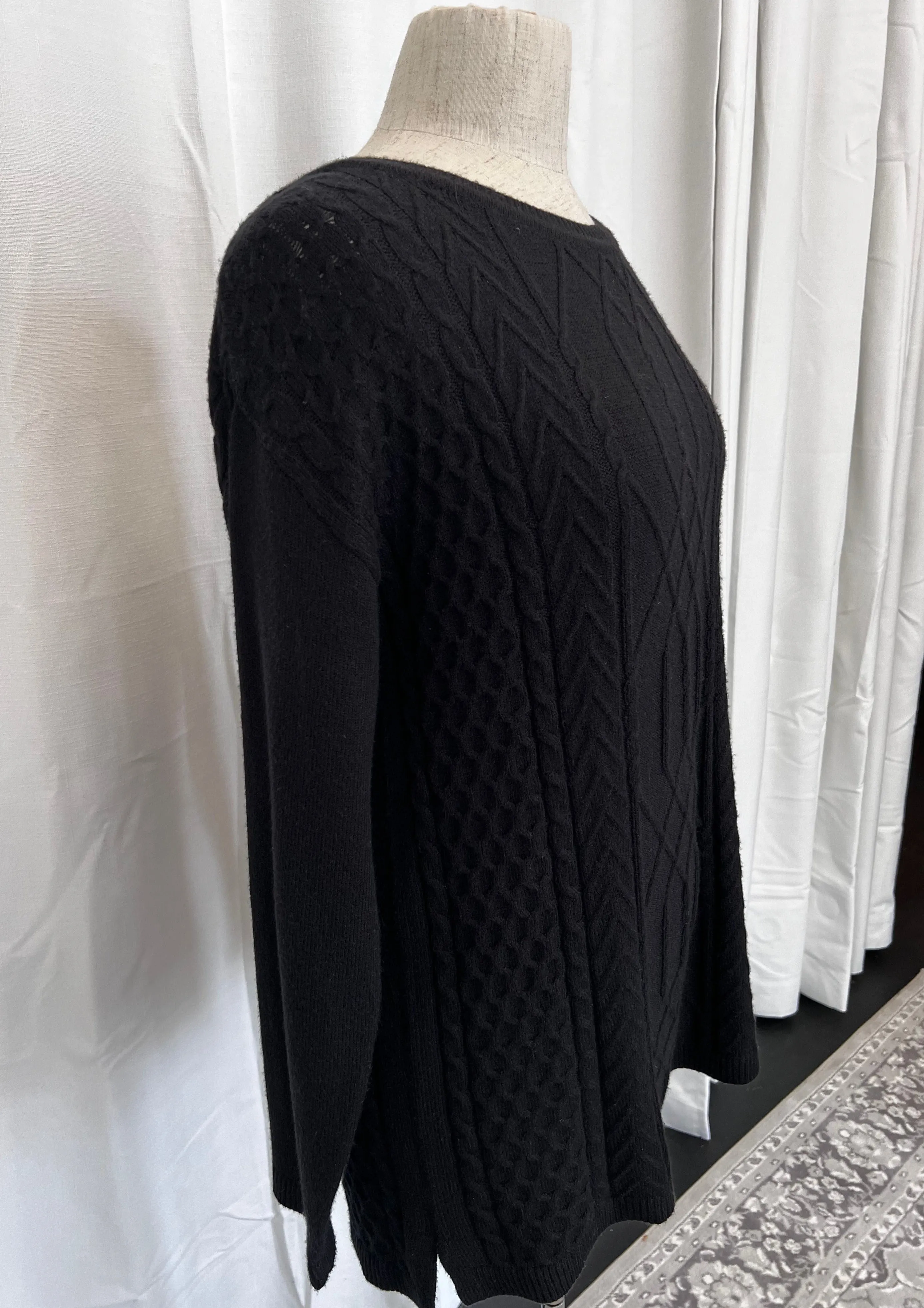 Linked Together Sweater - Black