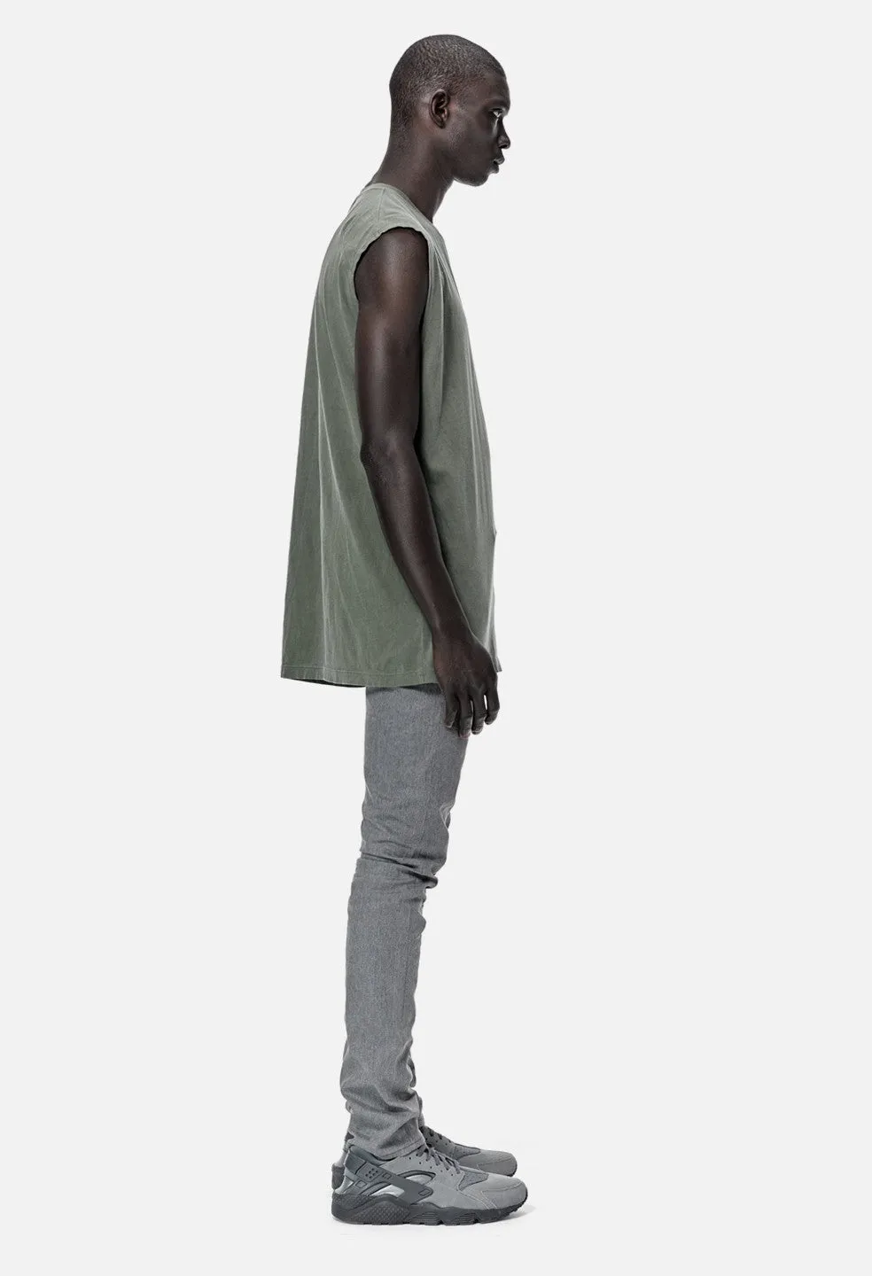 Sleeveless Pocket Tee / Olive