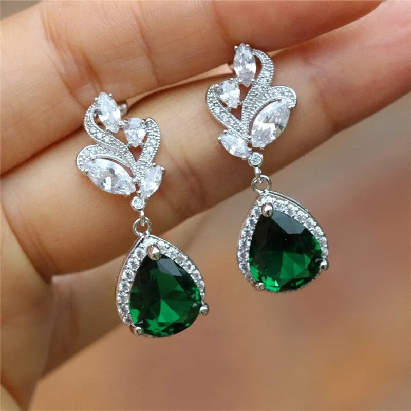 Stylish Gorgeous Emerald Earrings